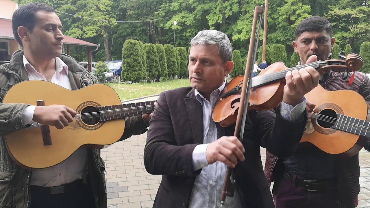 Danturi vechi din oas cu DANILA Ceterasu din Racsa