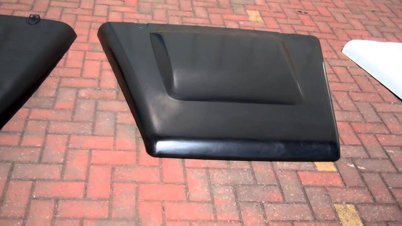 Land Rover Defender Bonnet (hood) Upgrade Options Puma style etc