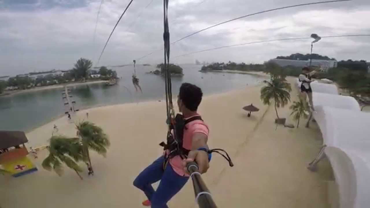 Mega Zip ( ZipLine / NorthFace ) Sentosa Singapore