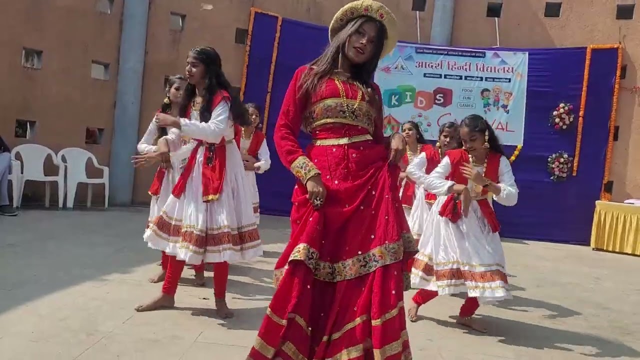 School annual function dance with Khushi s group mastani-pina ga gapori- malhari sonhs