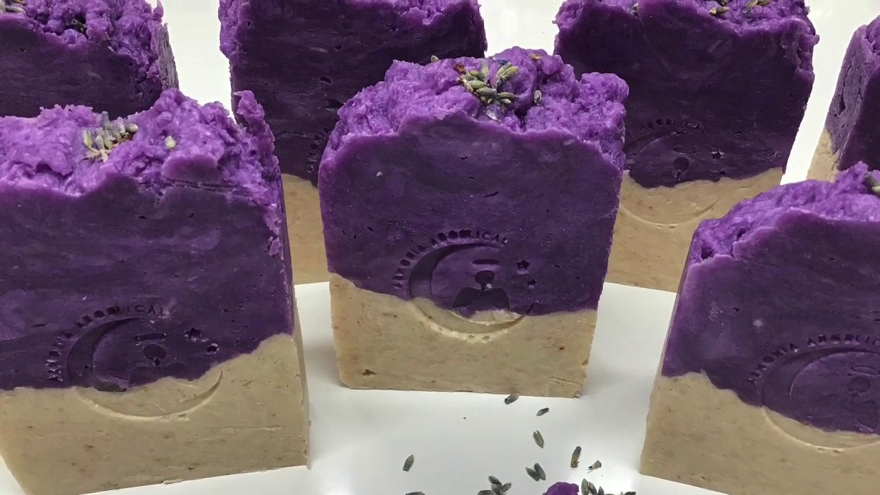 Hot process lavender and Cedar soap/ Jabon en proceso caliente de lavanda y cedro