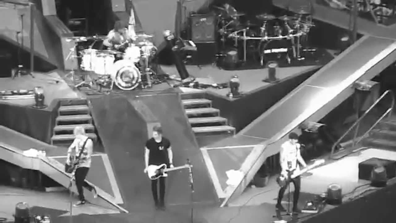 5sos - Metlife Stadium (August 5, 2014)