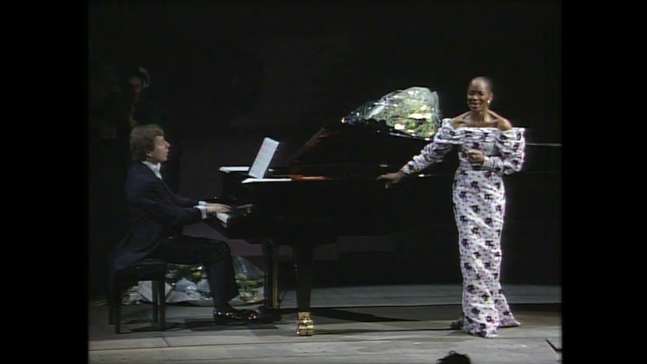 Barbara Hendricks, Andr&aacute;s Schiff 1988 Paris Recital (FULL)