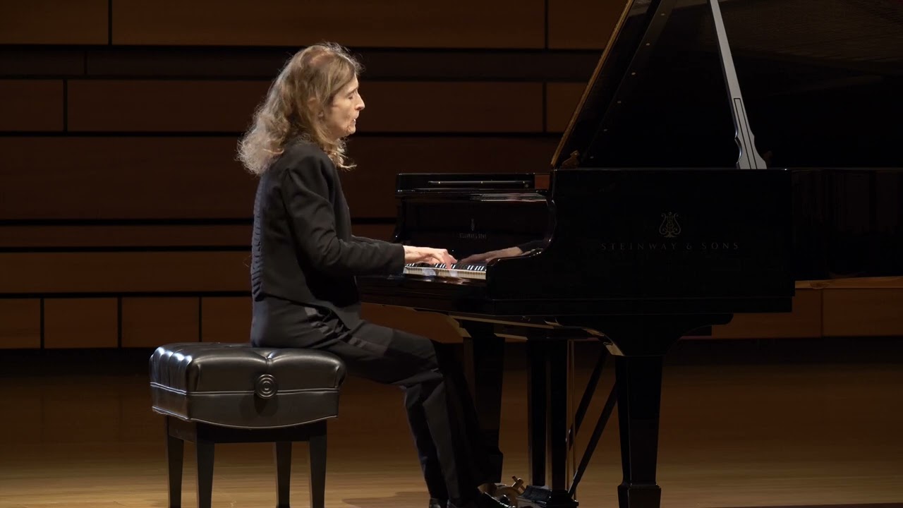 Vitezslava Kaprálová- April Preludes op. 13 complete- played by Francine Kay, pianist