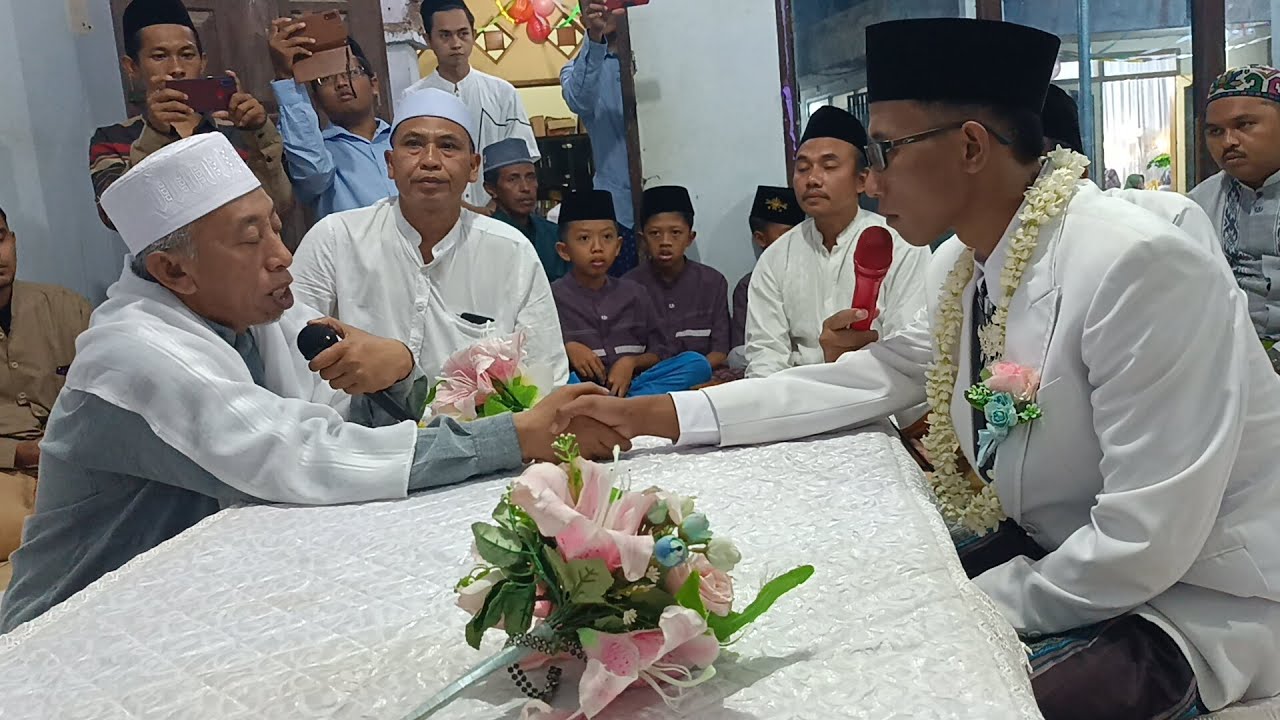 Prosesi Akad Nikah Iffatul Hasanah & Baidhowi Abdul Muqsith
