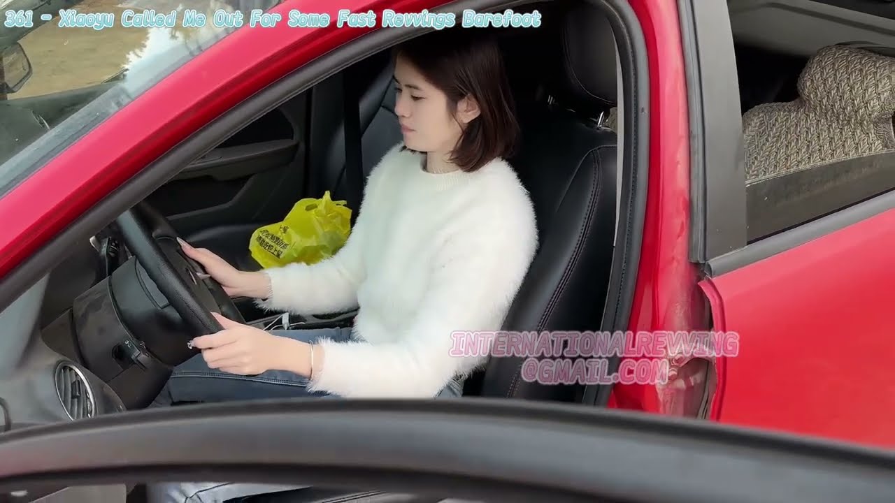 Preview 361 - Xiaoyu Called Me Out For Some Fast Revving Barefoot