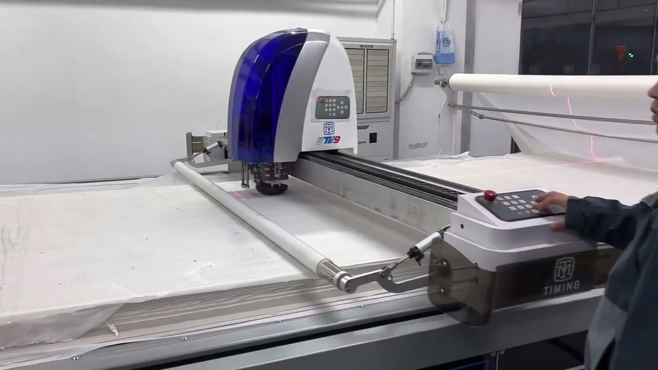 Auto cutter