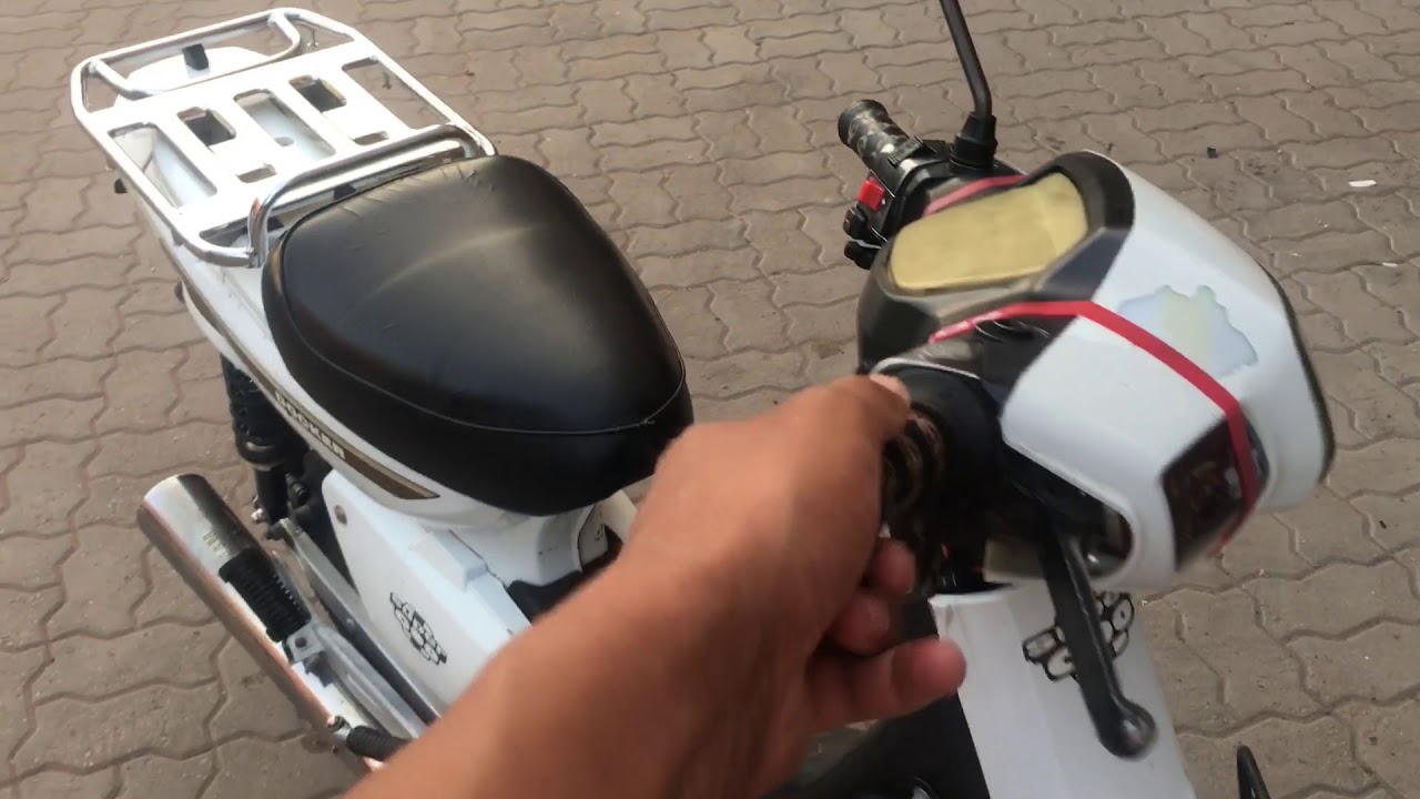 C 90 للبيع لي بغاها مرحبا