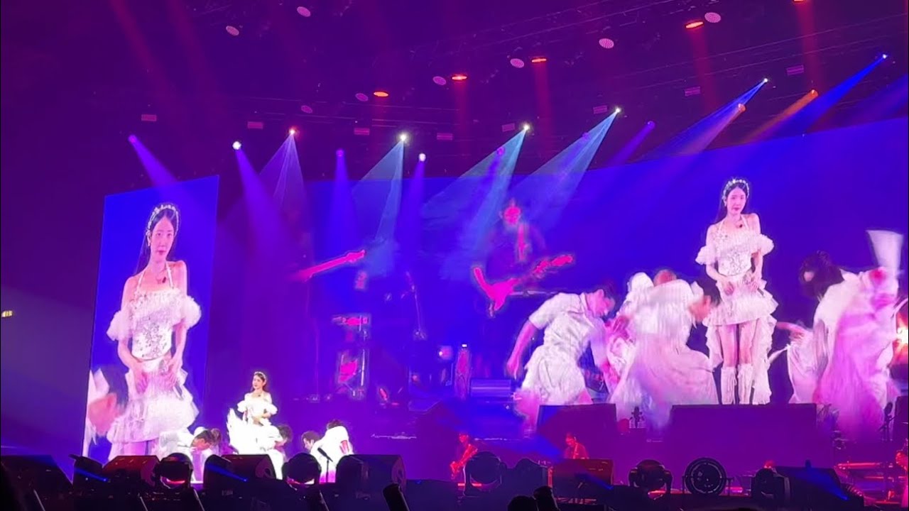[IU London concert] part 1