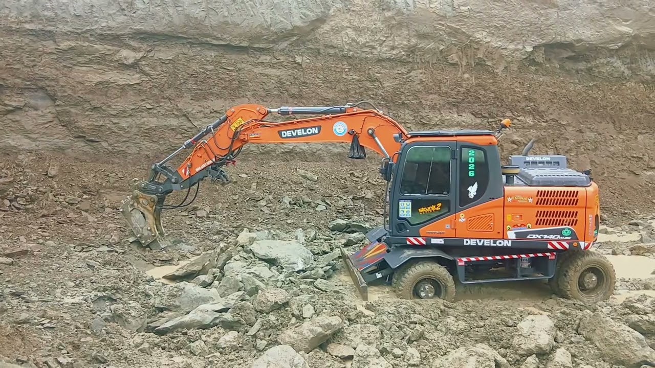 Excavator in the water and digging the mountains#excavator #xcavator #jcb  