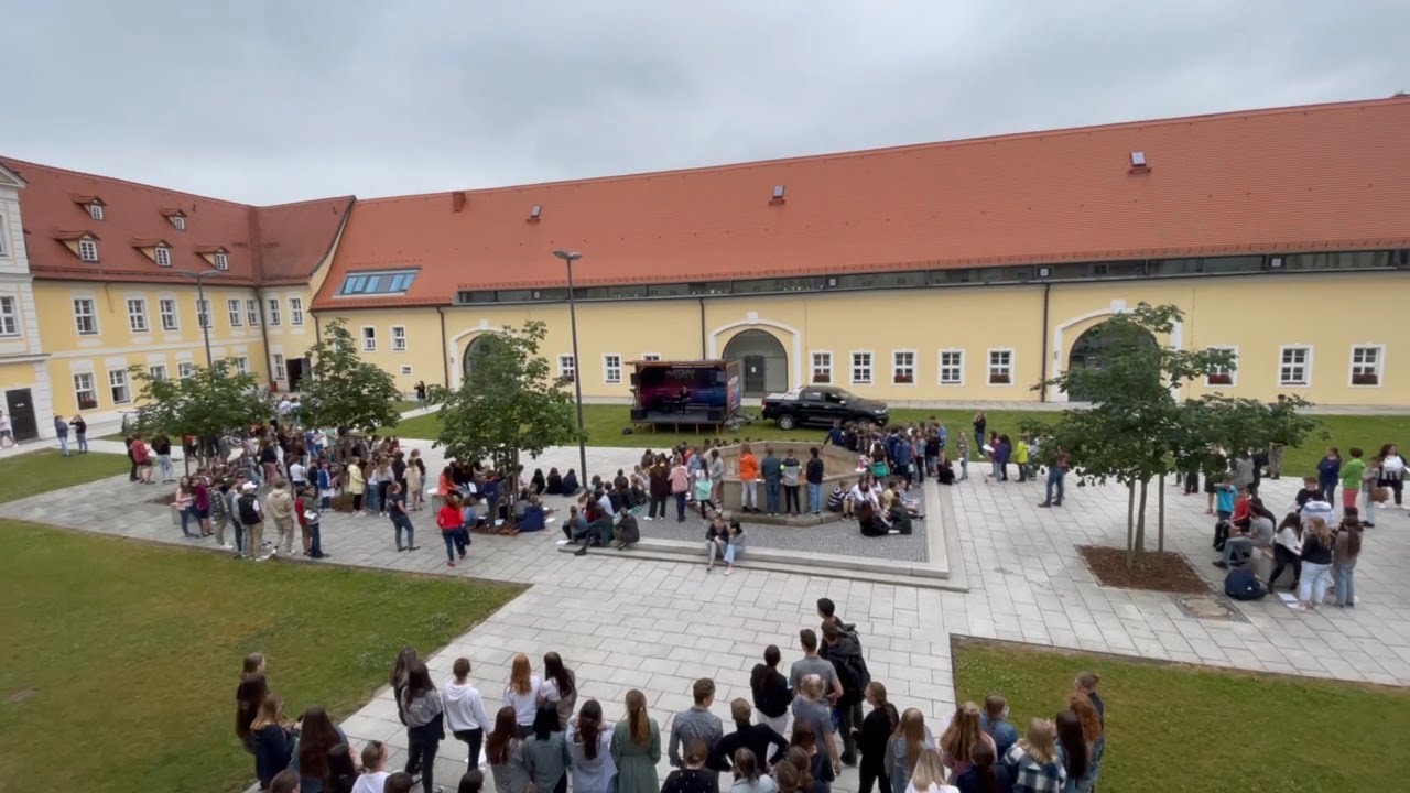 Kultourexpress macht Station am Clara-Wieck-Gymnasium