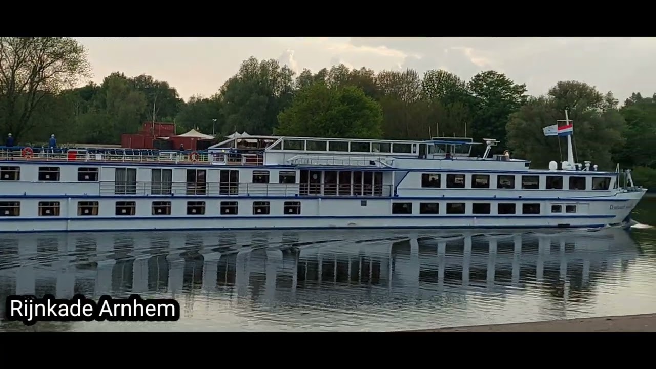 Rijnkade Arnhem 4 Mei 2022