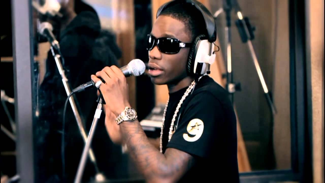 Tinchy Stryder - On Track With SEAT: Episode 8