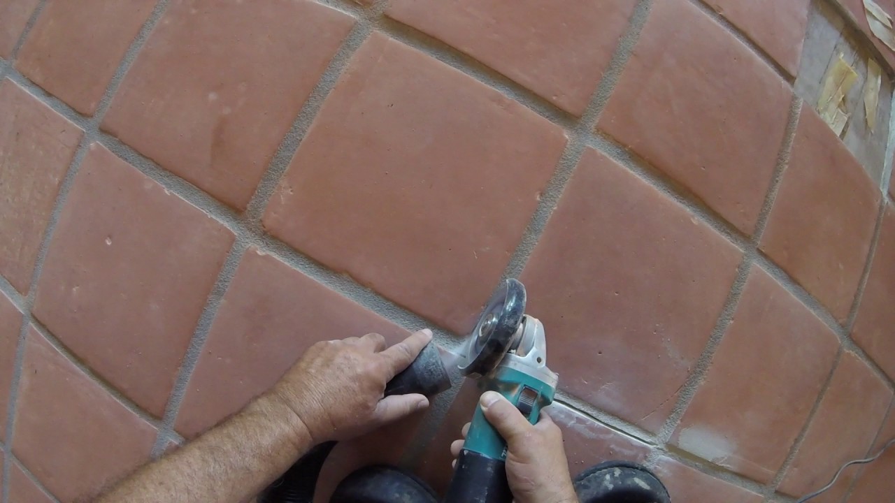 SALTILLO TILE PART 2: Cracked Tile Removal Tutorial (HD)