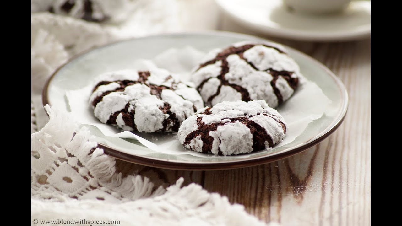 Eggless Chocolate Crinkle Cookies Recipe for Christmas