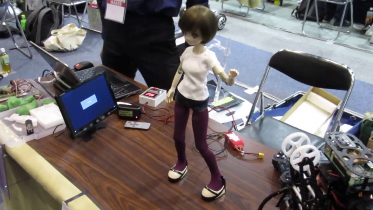 真広（まひろ）・テクノロジーの女性型ロボット「ST-01」