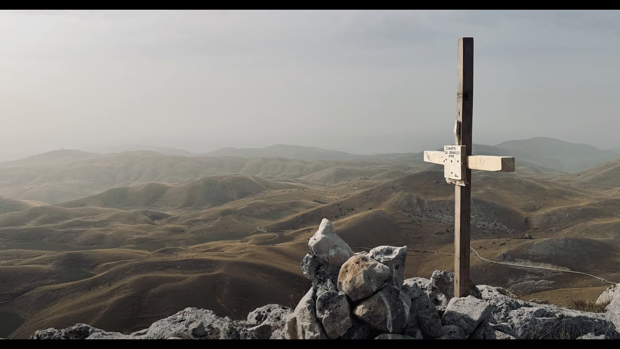 24 Ottobre 2023 Ho portato una croce sulla Cima di Monte BOLZA 1927m 4K