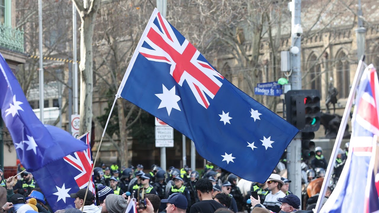 Crowds at anti-immigration March for Australia rally in Sydney