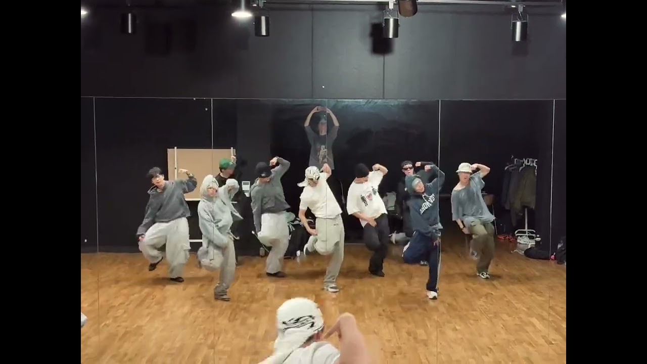 like JENNIE | Choreography by the creators