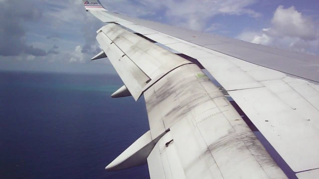 American Airlines landing at St. Maarten /  360° circle on approach
