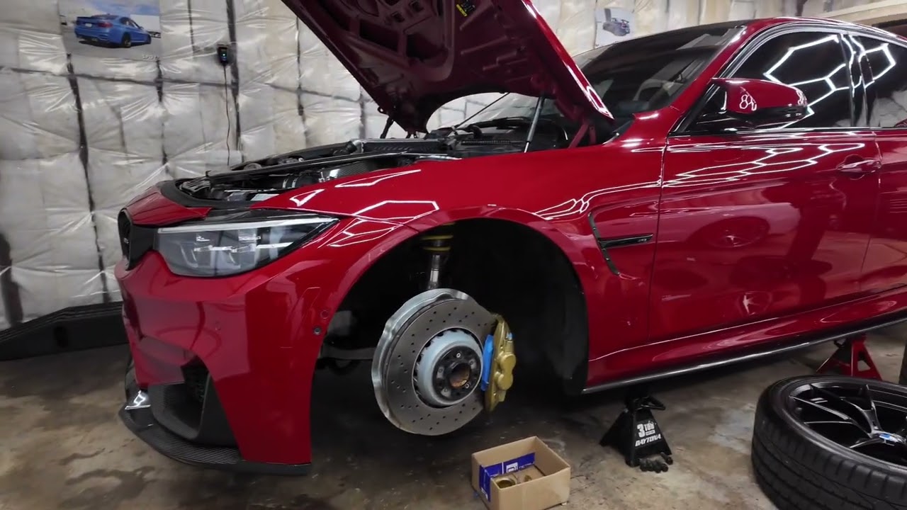 Changing the caliper color on my f80 m3 using G2 caliper paint with a brush!