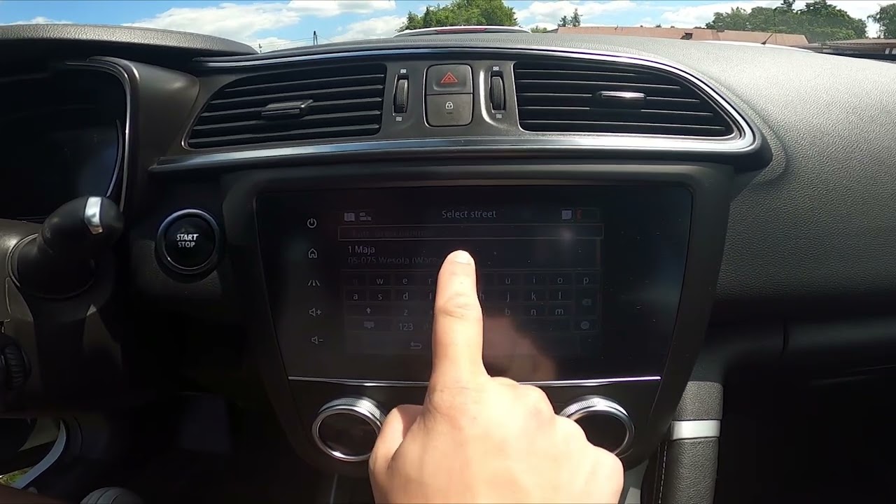 How to Set Destination in Map in Renault Kadjar ( 2015 &ndash; now ) - Start Route in Navigation