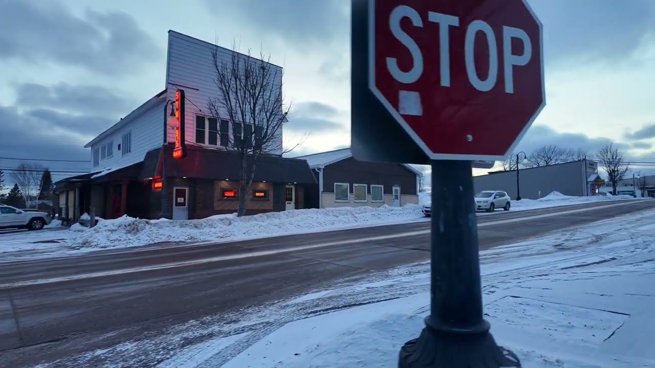 Early Evening Walk Through Downtown Ontonagon. A Nice Walk To Syl's
