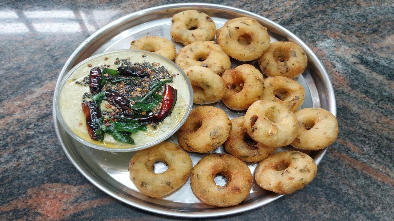 Rava Vada with Chutney || Instant Vada Chutney || Delicious Recipe By Farhana Cooking 