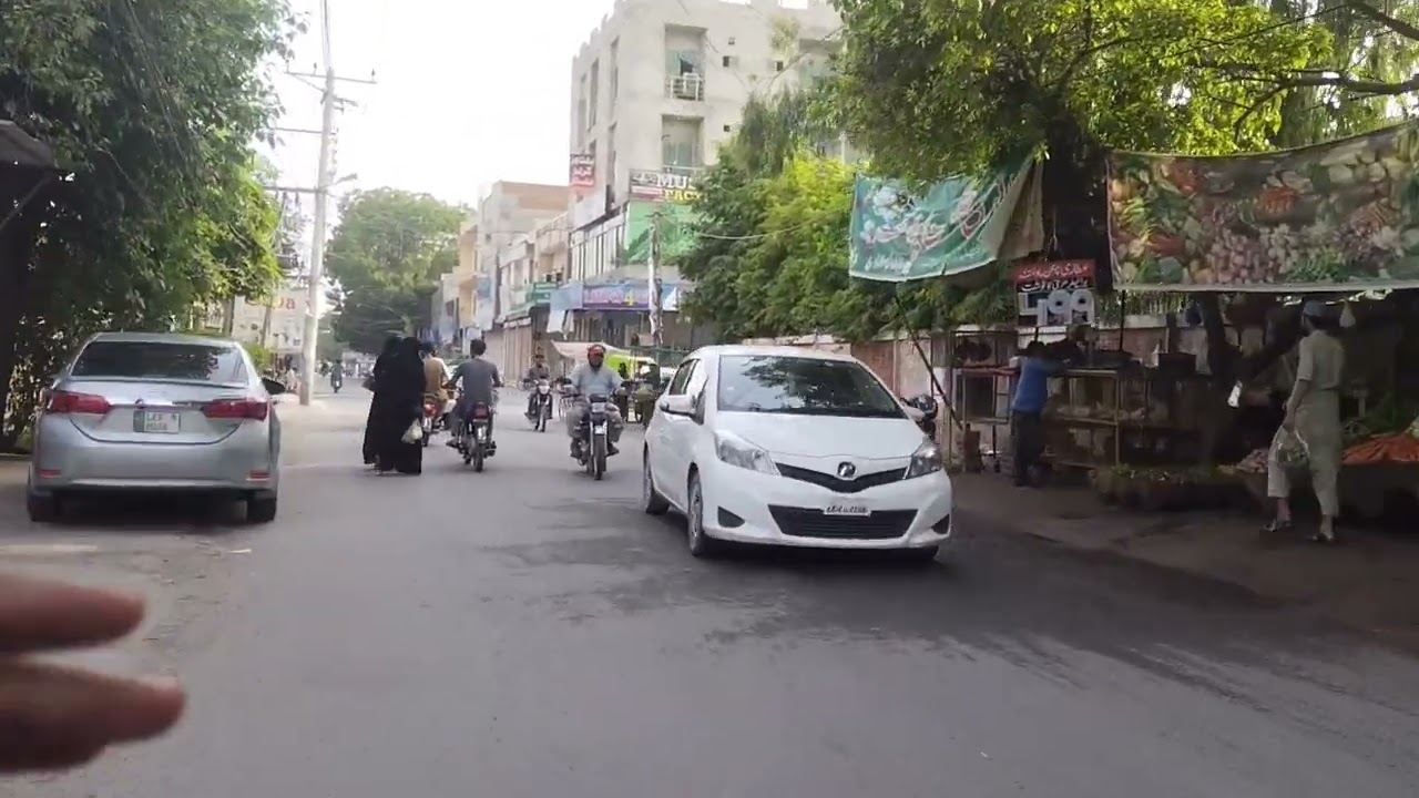 Evening Walk In Multan | Gulgasht   colony Multan #multan #walkthrough #walker
