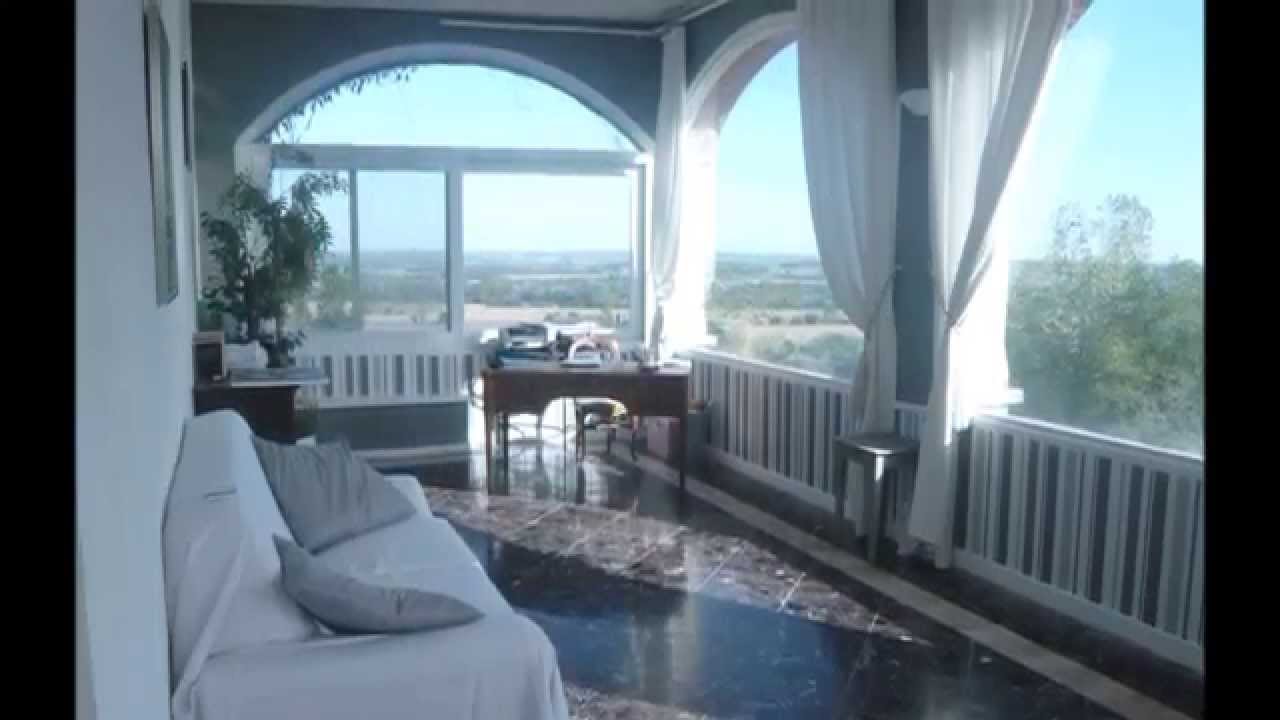 ★MAISON CH&Acirc;TEAU VUE PYR&Eacute;N&Eacute;ES GERS FRANCE★