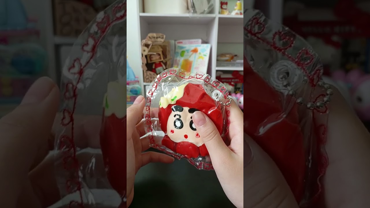 Unboxing blind box/blind bag with me!! Please like and subscribe!I actually got 