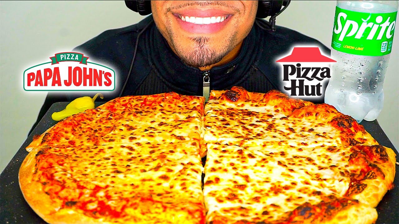 PAPA JOHN'S VS PIZZA HUT CHALLENGE MUKBAN EXTRA CHEESE EATING SHOW MOUTH SOUNDS ASMR REVIEW WINNER