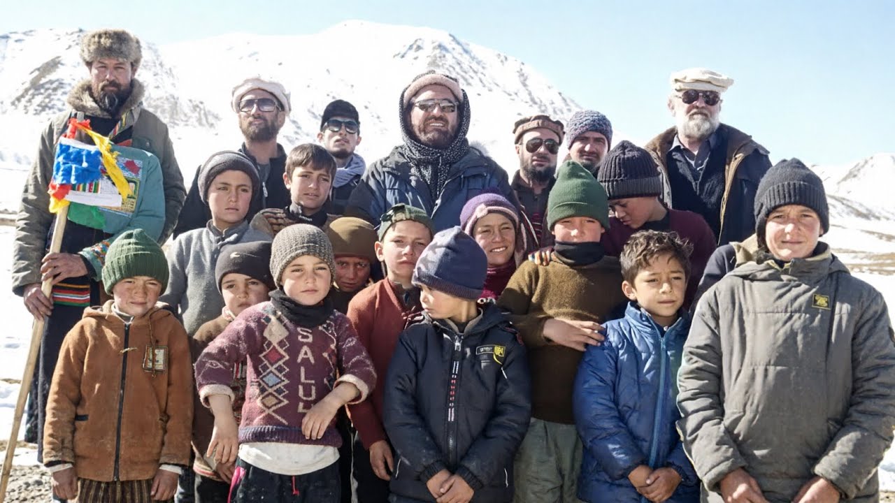 Tourism Ra Espa Lashini Espa Taka Takleef Giko Ka Zimadar | Gobor Bakh Road Blocked And Heavy Snow