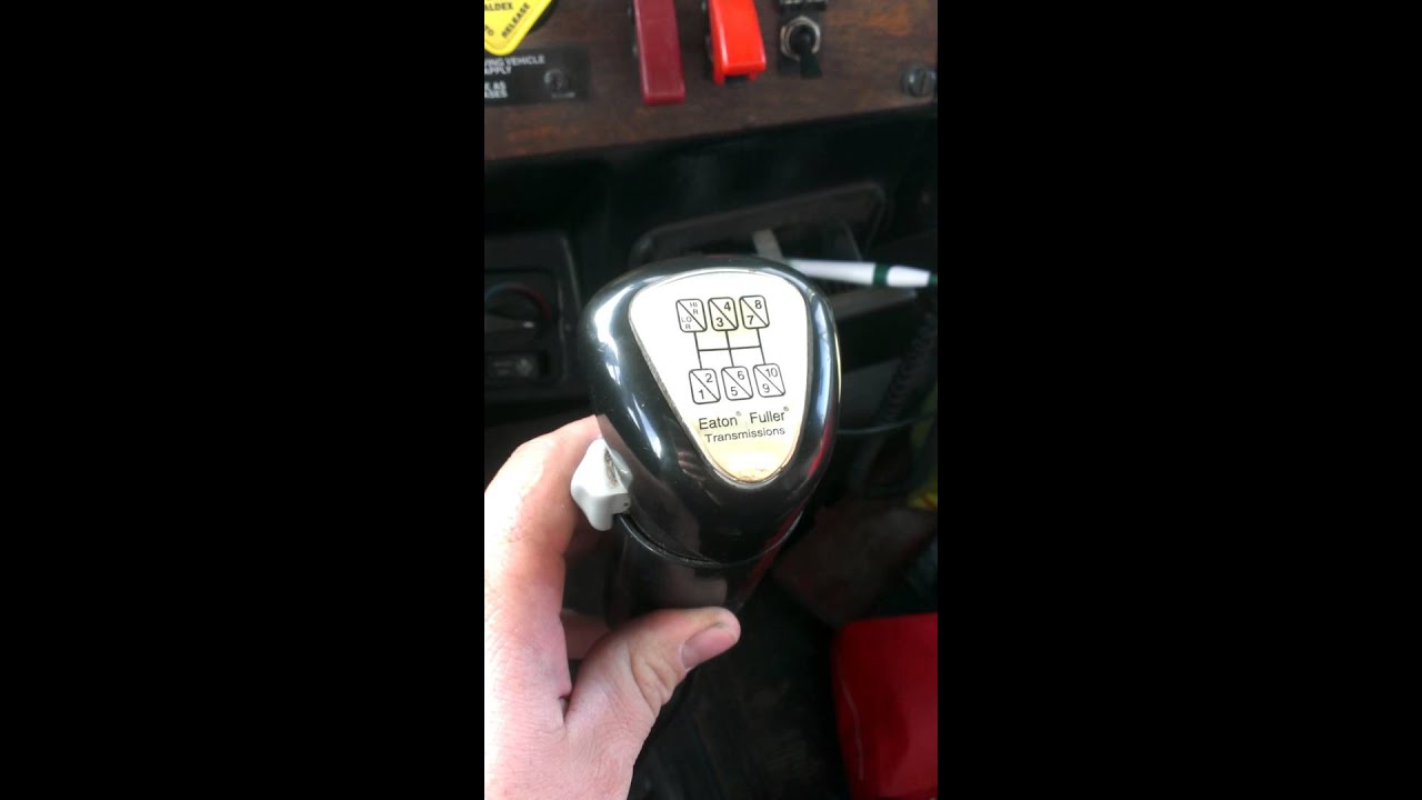 Operating a Eaton super 10 transmission