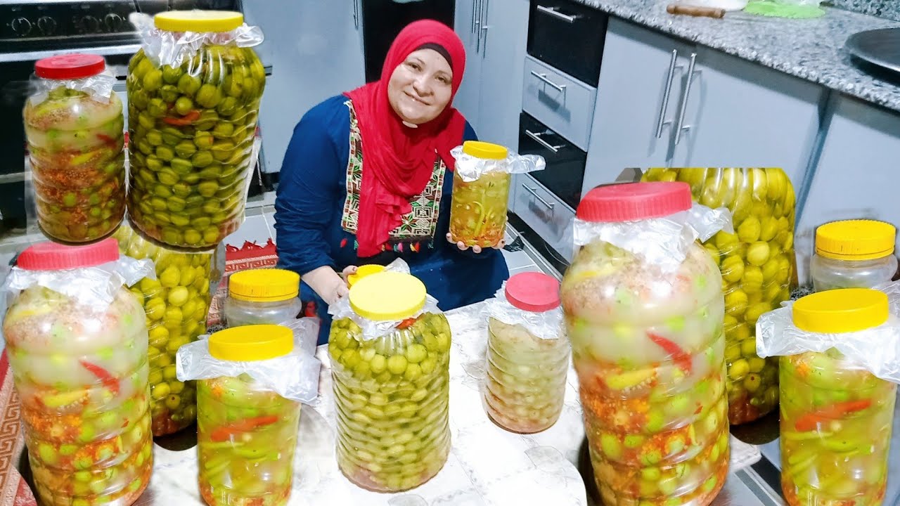عملت احلى زيتون من غير نقع  واحلى ليمون  يخزن من سنه لسنه واسرار تخليه يقرش  طول السنه