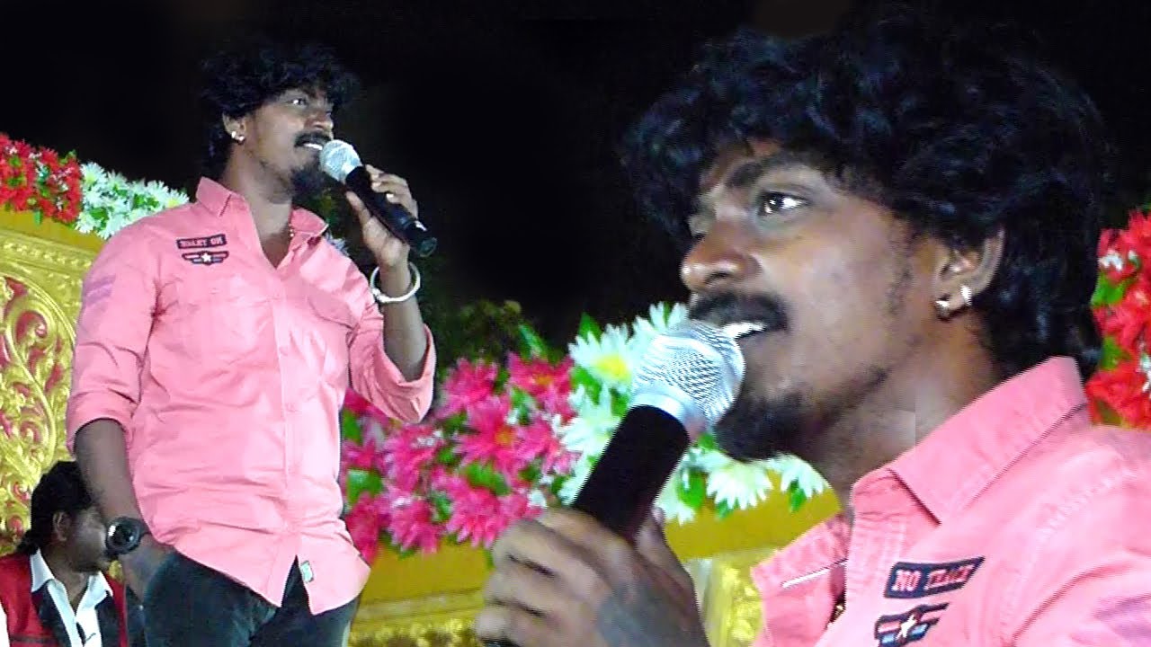 தேவகோட்டைமேடையில் பாடி மக்களை கவர்ந்த 