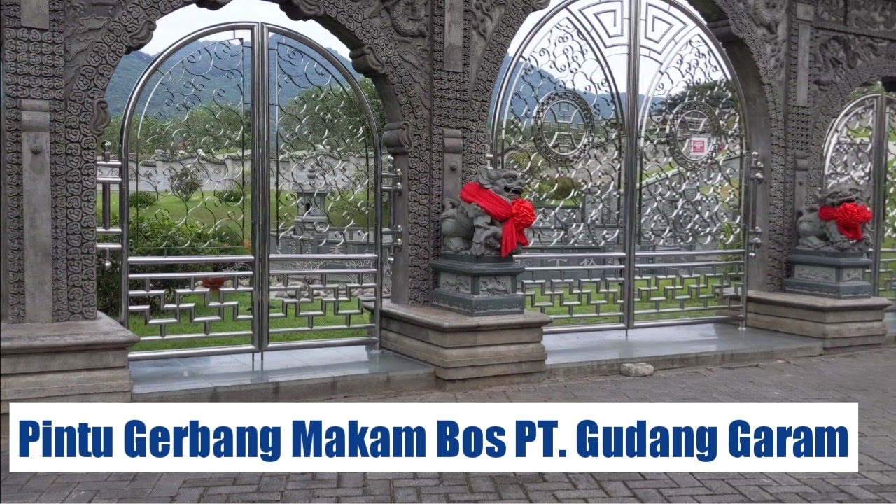 MELIHAT KONDISI MAKAM BOS GUDANG GARAM
