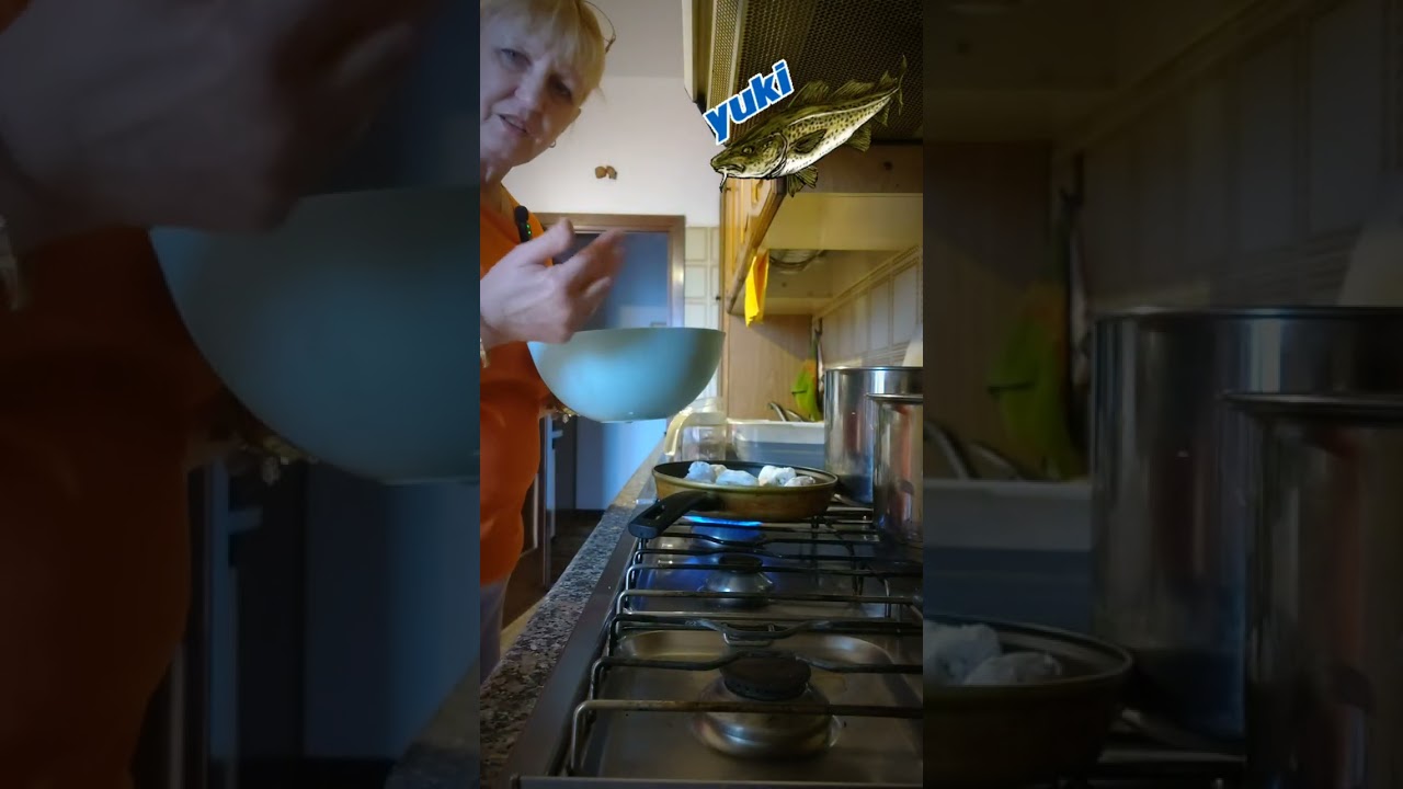 Как я готовлю молодую треску.#italia #badante #кухня  #работа #треска 
