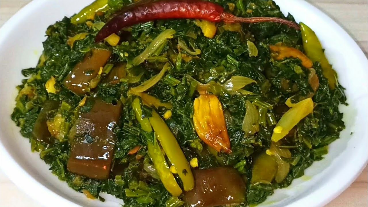 সরর্ষে শাক এভাবে রান্না করলে গরমভাতে ফাটাফাটি খেতে লাগবে | Shorshe Shak Bhaja Recipe | Saag Recipe
