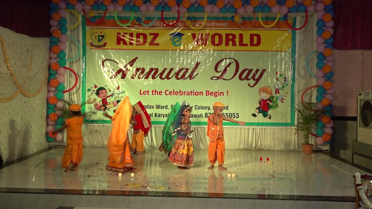 Kids Performing Rajsthani Dance At Annual Day Celebration Of Kidz 'E' World Bhadrawati