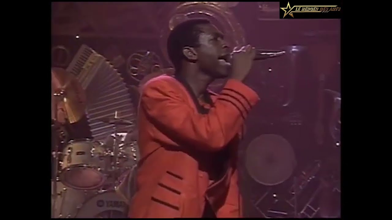 YOUSSOU N'DOUR & LE SUPER ETOILE - One day (Jamm) / Lonesome Pine Specials (USA) / 1990