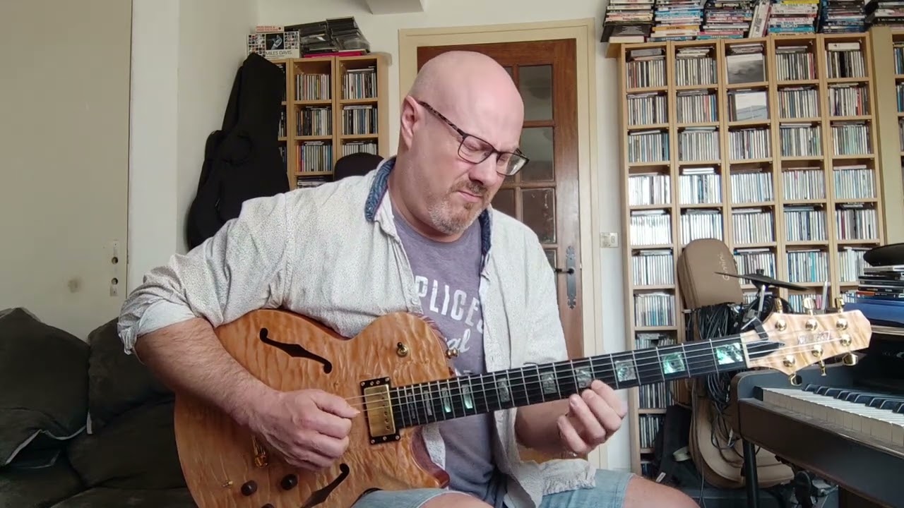 Jamming on LIKE SONNY (John COLTRANE) -    Pascal S&Eacute;GALA (Gt)