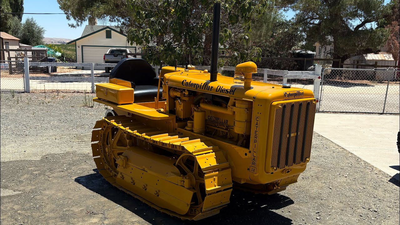 1938 Caterpillar D2-How to Start and Driving Through Gears