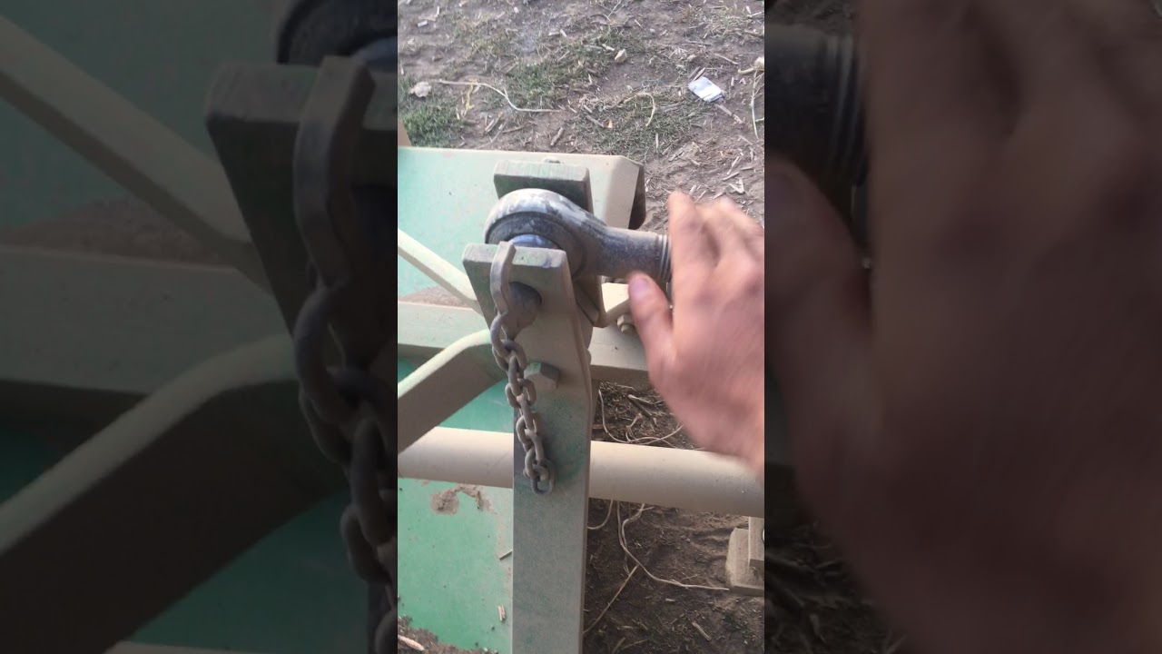 NEW HOLLAND’ın malzemeden çaldığı traktör TD65 D serisi