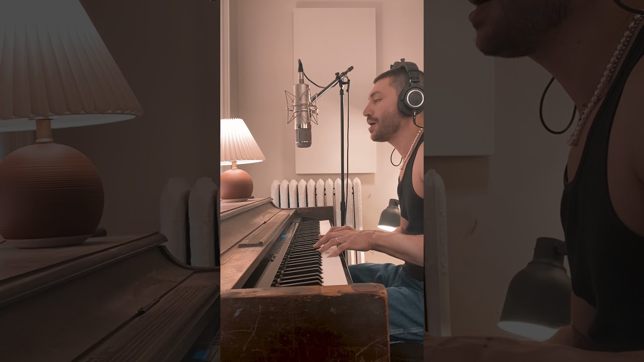 Rich Tuorto - Green Eyes (Coldplay Cover) | Warm Audio WA47