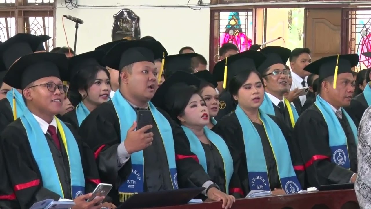 Mars STT HKBP @Wisuda Tahun 2025