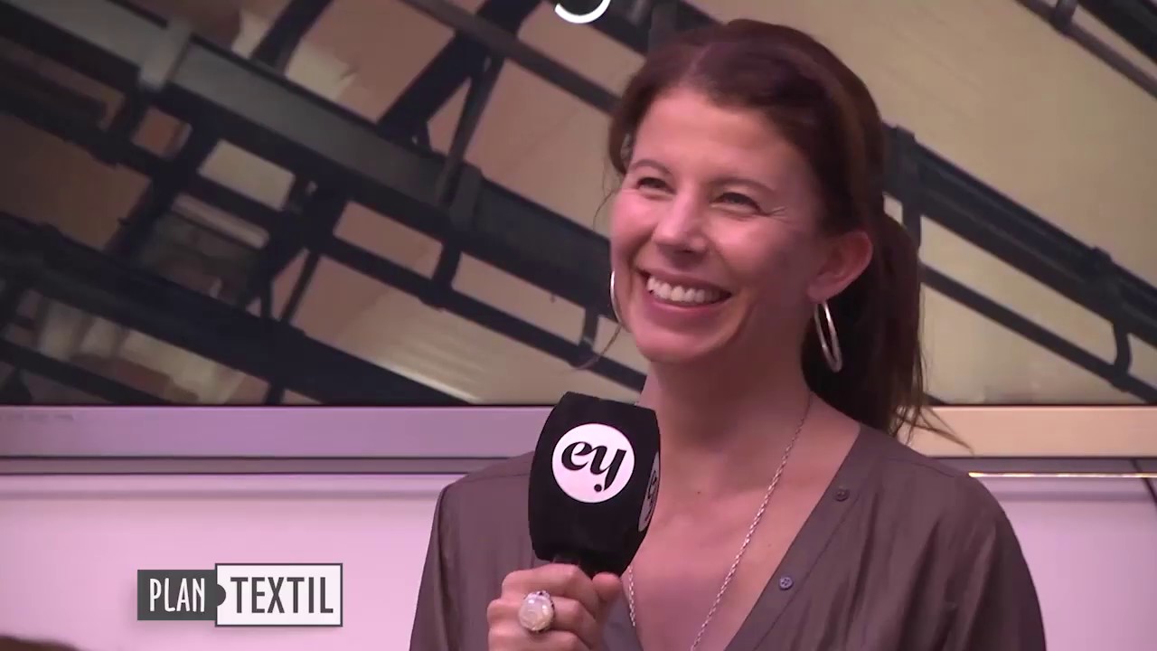 Imagen personal Carolina Aubele Mundo textil  Revista EY