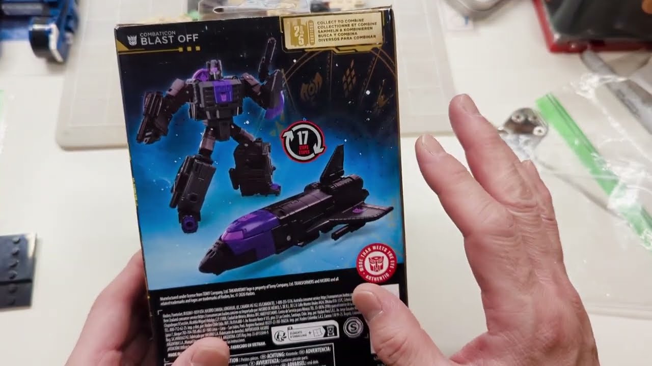 Transformers Age of the Primes Deluxe Class Combaticon Blast Off
