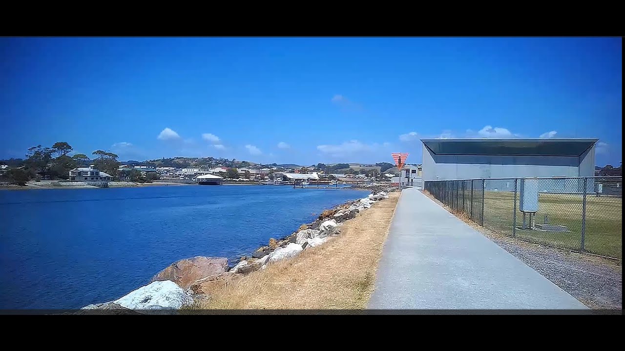 Ulverstone; Tasmania waterfront bike ride with @penguinmal
