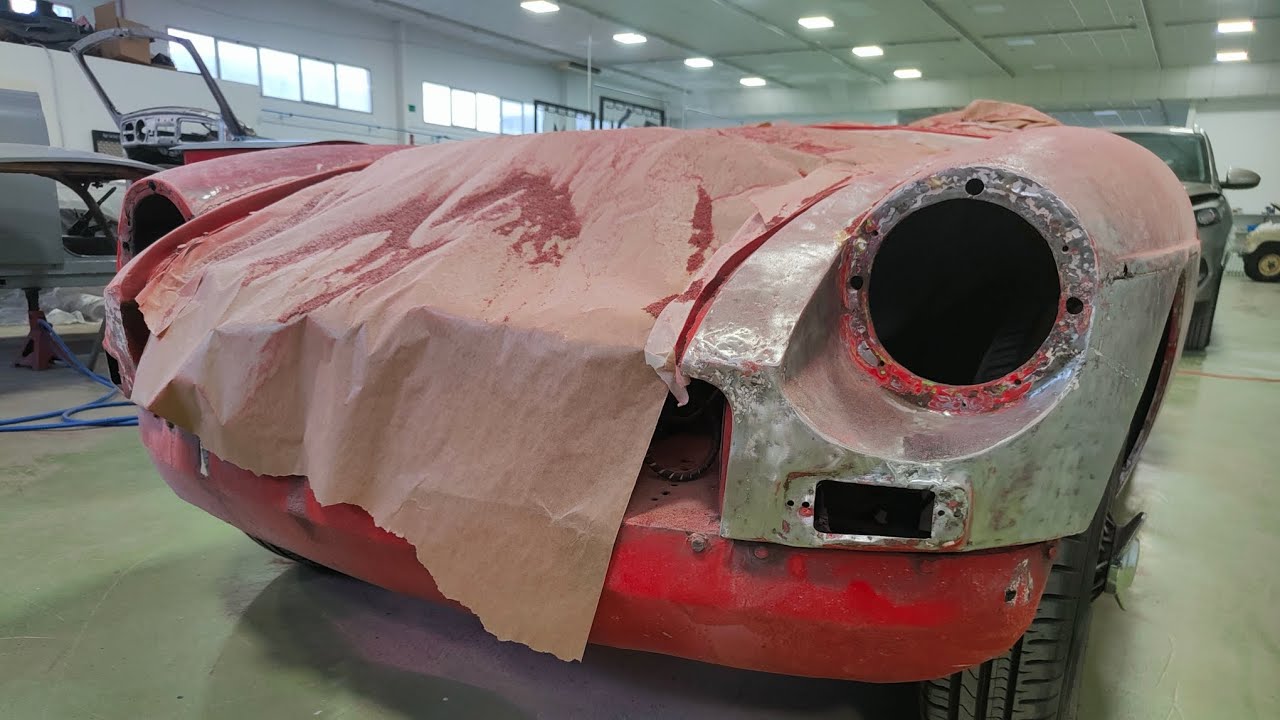 Restauración MG MGB, 50 años y muchas capas de historia 🤦
